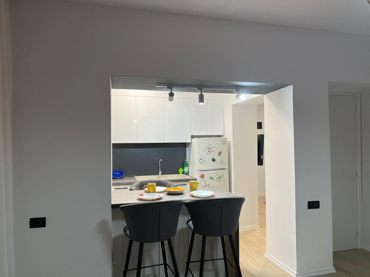 Amion Apartment In Center Of Tirana Exterior photo