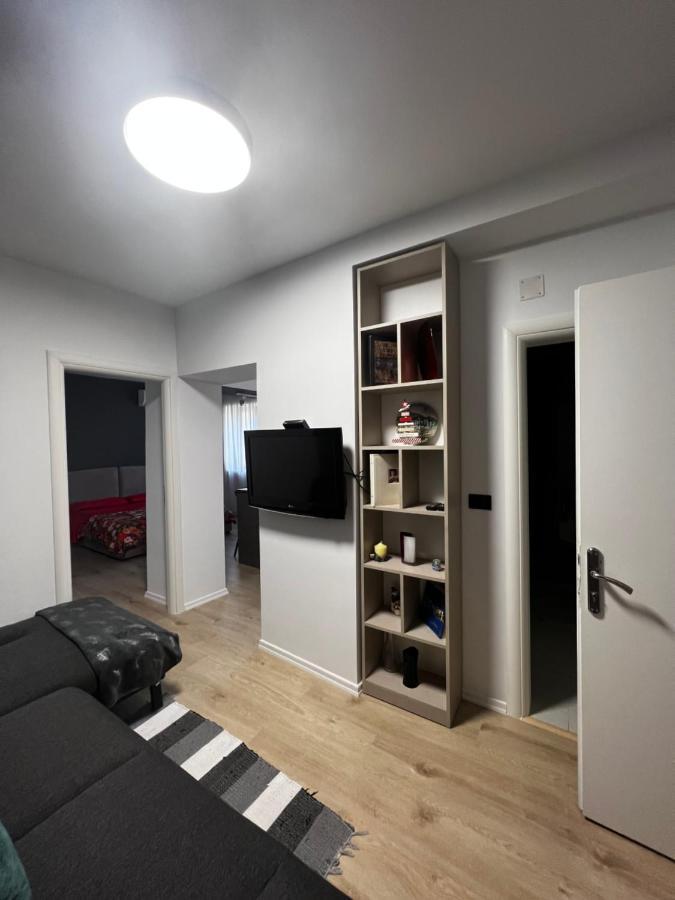Amion Apartment In Center Of Tirana Exterior photo