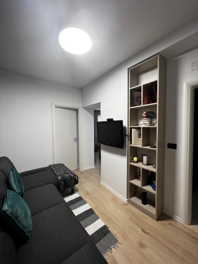 Amion Apartment In Center Of Tirana Exterior photo